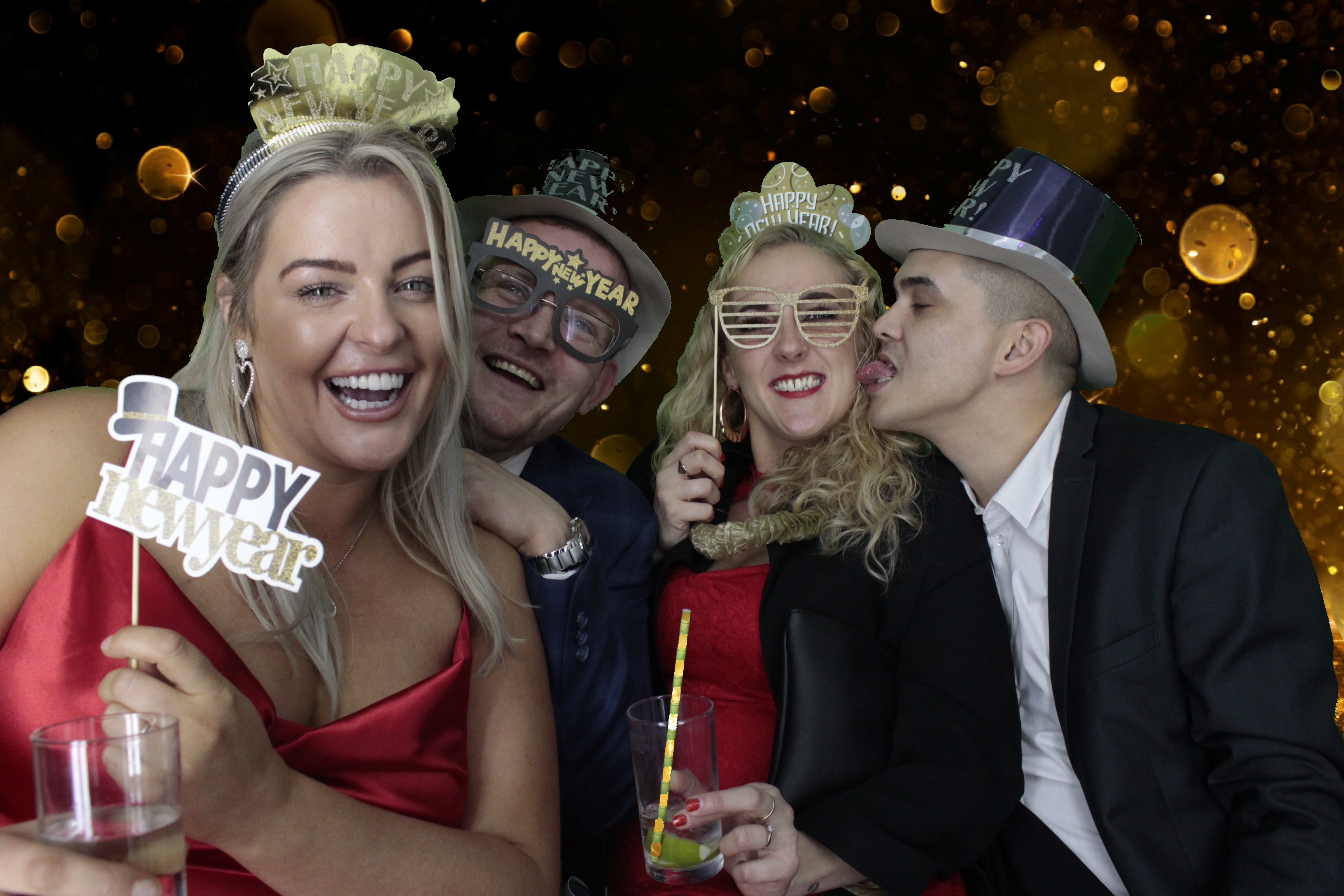 NYE Party | View more photos from the event at gallery.myphotoboothexperience.co.uk/u/MyPhotoBoothExperienceLtd/NYE-Party